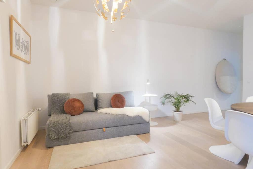 Exquisite Apartment, Most Convenient Location, Apt 5. København Eksteriør bilde